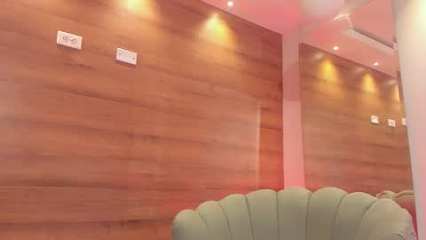 gummyluv online show from November 5, 3:34 am