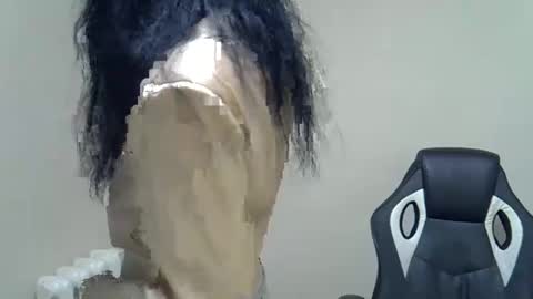 GusumAh online show from February 25, 11:37 pm