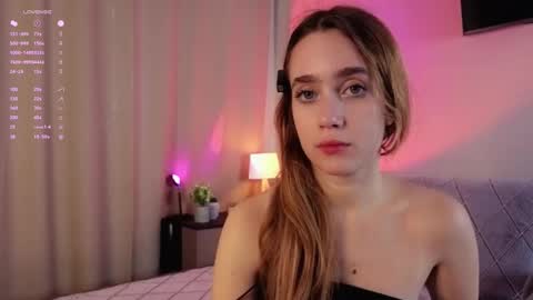 Julia online show from September 28, 1:12 am