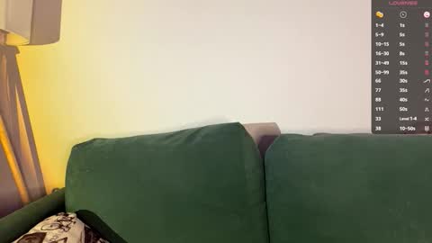 Snapshot of gwendolynharkey chatting on September 14, 6:39 pm Alice online show from September 14, 6:39 pm