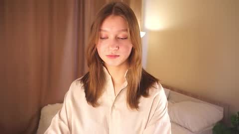 Molly online show from December 16, 6:08 am