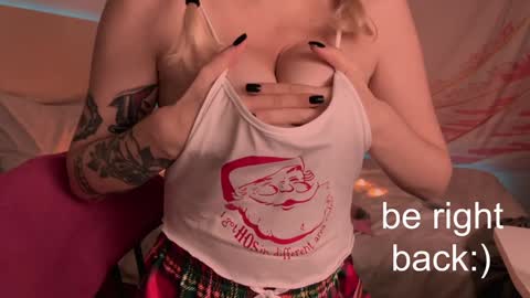 Lana online show from February 2, 8:08 pm