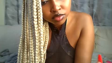 Snapshot of h_o_t_goddess chatting on February 24, 4:36 am h_o_t_goddess online show from February 24, 4:36 am