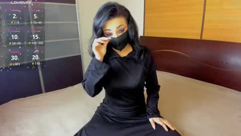 Snapshot of habibi_moon chatting on March 11, 2:10 am Linda online show from March 11, 2:10 am