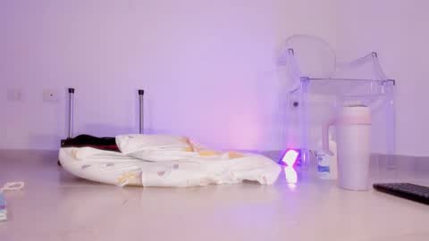 Snapshot of hade_rosse chatting on October 17, 4:32 pm HADE ROSSE online show from October 17, 4:32 pm