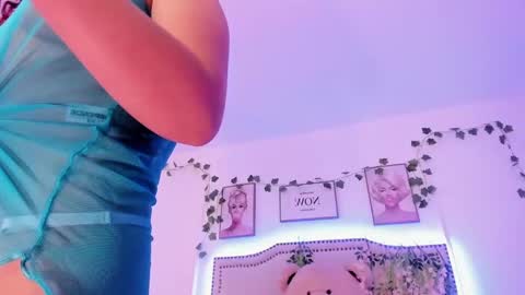 Eva online show from December 9, 1:34 pm