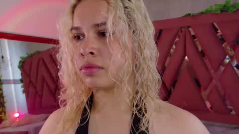 Haely online show from November 12, 11:41 am