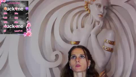 HaileyPeach online show from October 4, 7:07 pm