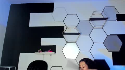 haileycat_ online show from December 26, 11:35 pm