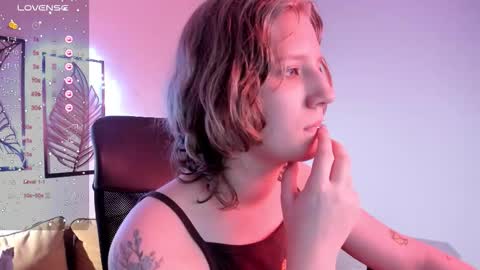 Hailey online show from November 2, 9:34 am