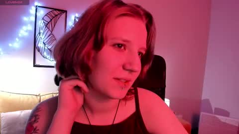 Hailey online show from October 19, 9:22 am