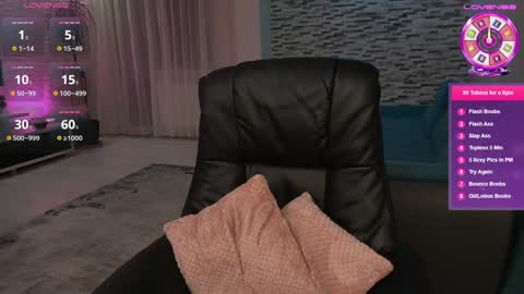 Snapshot of haileygrx chatting on March 9, 6:43 pm Masha online show from March 9, 6:43 pm