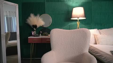 Hailey online show from April 7, 4:47 am