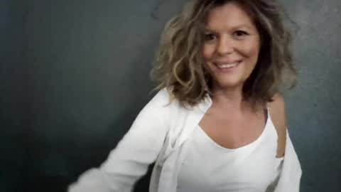 Hailey online show from July 25, 7:32 pm