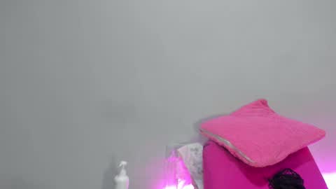 Hailey online show from February 24, 9:08 am