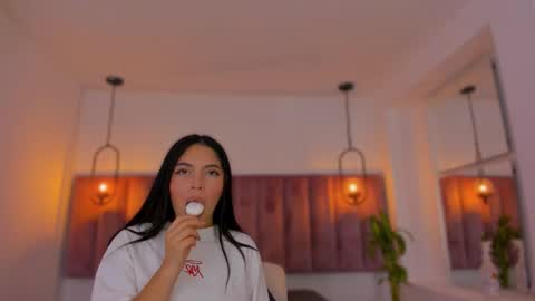 Haily online show from March 1, 7:24 pm