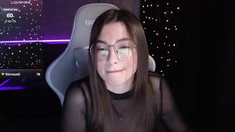 HailyHeavenly online show from March 11, 1:25 pm