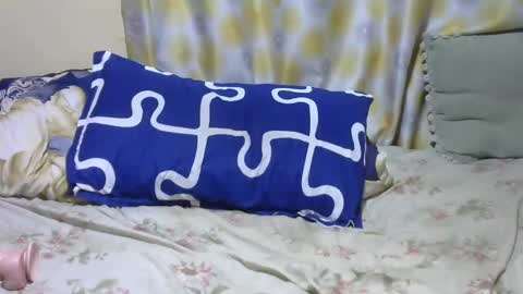 Snapshot of hairypussybigassy001 chatting on January 29, 3:22 am hairypussybigassy001 online show from January 29, 3:22 am