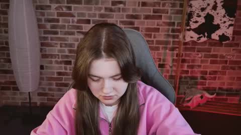 HaleySun online show from November 5, 1:27 pm