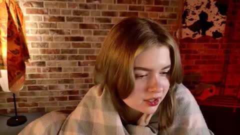 HaleySun online show from October 25, 2:14 pm