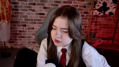 HaleySun online show from November 4, 9:14 am