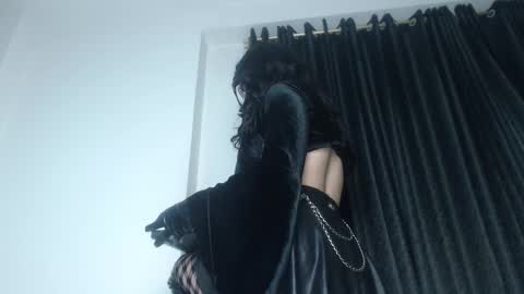 Snapshot of halley_raven chatting on October 14, 8:33 pm Halley Raven online show from October 14, 8:33 pm