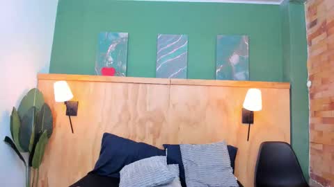 Snapshot of halleylorens chatting on October 24, 7:10 pm Halley Lorens online show from October 24, 7:10 pm