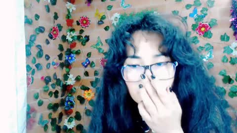 Snapshot of han_deus chatting on January 11, 8:54 am HANMy Dears make sure to follow me here create a FREE account if you dont have one and chat thank you. online show from January 11, 8:54 am