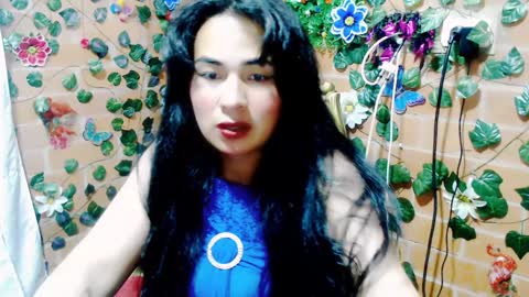 Snapshot of han_deus chatting on December 26, 4:32 am HANMy Dears make sure to follow me here create a FREE account if you dont have one and chat thank you. online show from December 26, 4:32 am