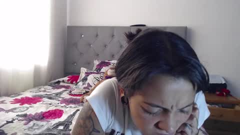 Hanya online show from January 8, 9:44 pm