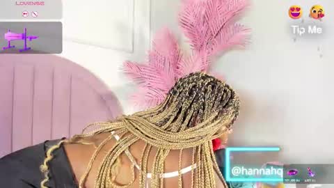 hanaahquinn online show from January 18, 11:50 am