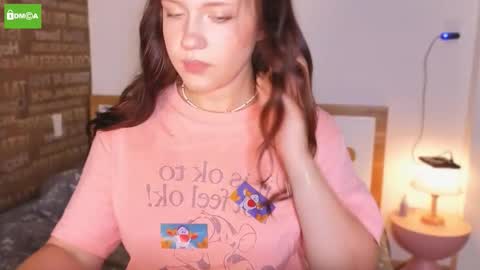 Snapshot of hanahwoods chatting on September 16, 11:13 pm hanahwoods online show from September 16, 11:13 pm