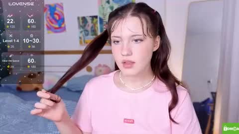 hanahwoods online show from October 23, 1:33 am