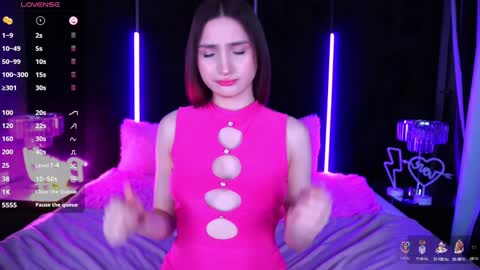 hanna__klein online show from January 25, 7:06 am