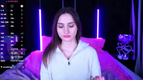 hanna__klein online show from February 9, 4:50 pm