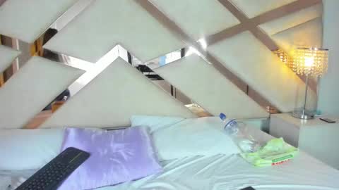  hanna  online show from January 20, 2:22 am