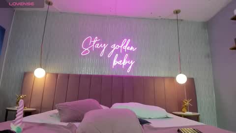 hanna_bastian_vc online show from November 7, 2:22 pm