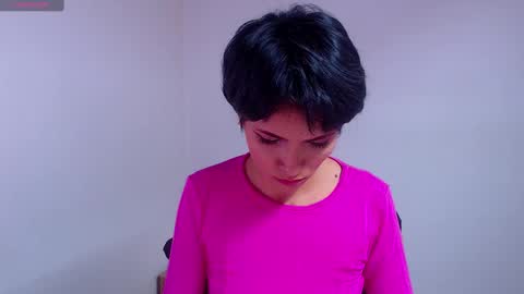 Sara online show from December 13, 9:30 pm