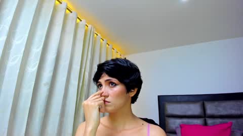 Sara online show from December 7, 9:44 pm