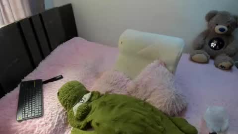 Monica online show from January 4, 2:04 pm
