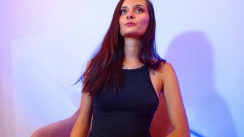 Snapshot of hanna_lynn_ chatting on September 12, 12:00 am hanna_lynn_ online show from September 12, 12:00 am