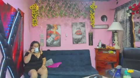 Hanna online show from April 11, 11:58 am