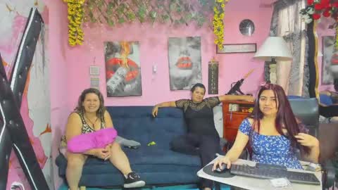 Hanna online show from April 23, 12:12 pm