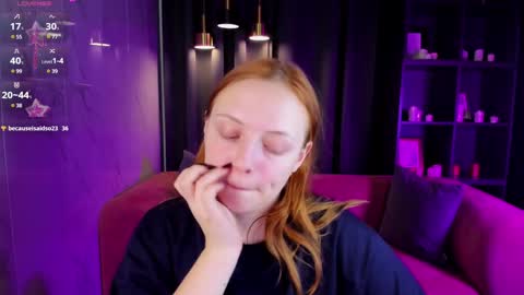 Snapshot of hanna_melon chatting on December 4, 1:53 pm Hanna next stream is Mo 8pm-6am by CET online show from December 4, 1:53 pm