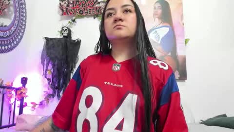 Camila online show from October 4, 8:02 pm