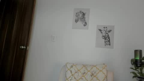 Snapshot of hanna_risso chatting on October 10, 6:13 pm HANNA online show from October 10, 6:13 pm