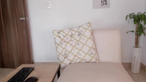 Snapshot of hanna_risso chatting on September 24, 5:45 pm HANNA online show from September 24, 5:45 pm