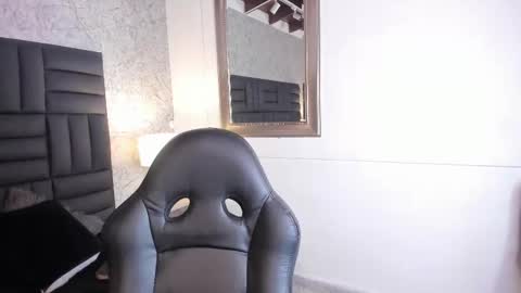 Snapshot of hanna_vasquez chatting on February 12, 8:50 pm Hanna online show from February 12, 8:50 pm