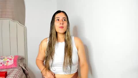 Hanna online show from December 13, 4:38 pm