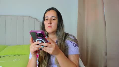 Hanna online show from December 13, 7:53 pm